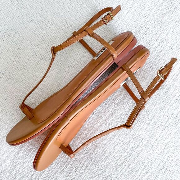 Bibi Lou leather T-strap sandals. - Picture 8 of 12